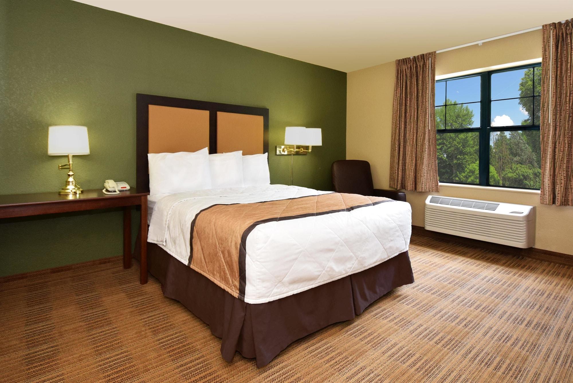 Extended Stay America Select Suites - Detroit - Стерлинг-Хайтс Экстерьер фото
