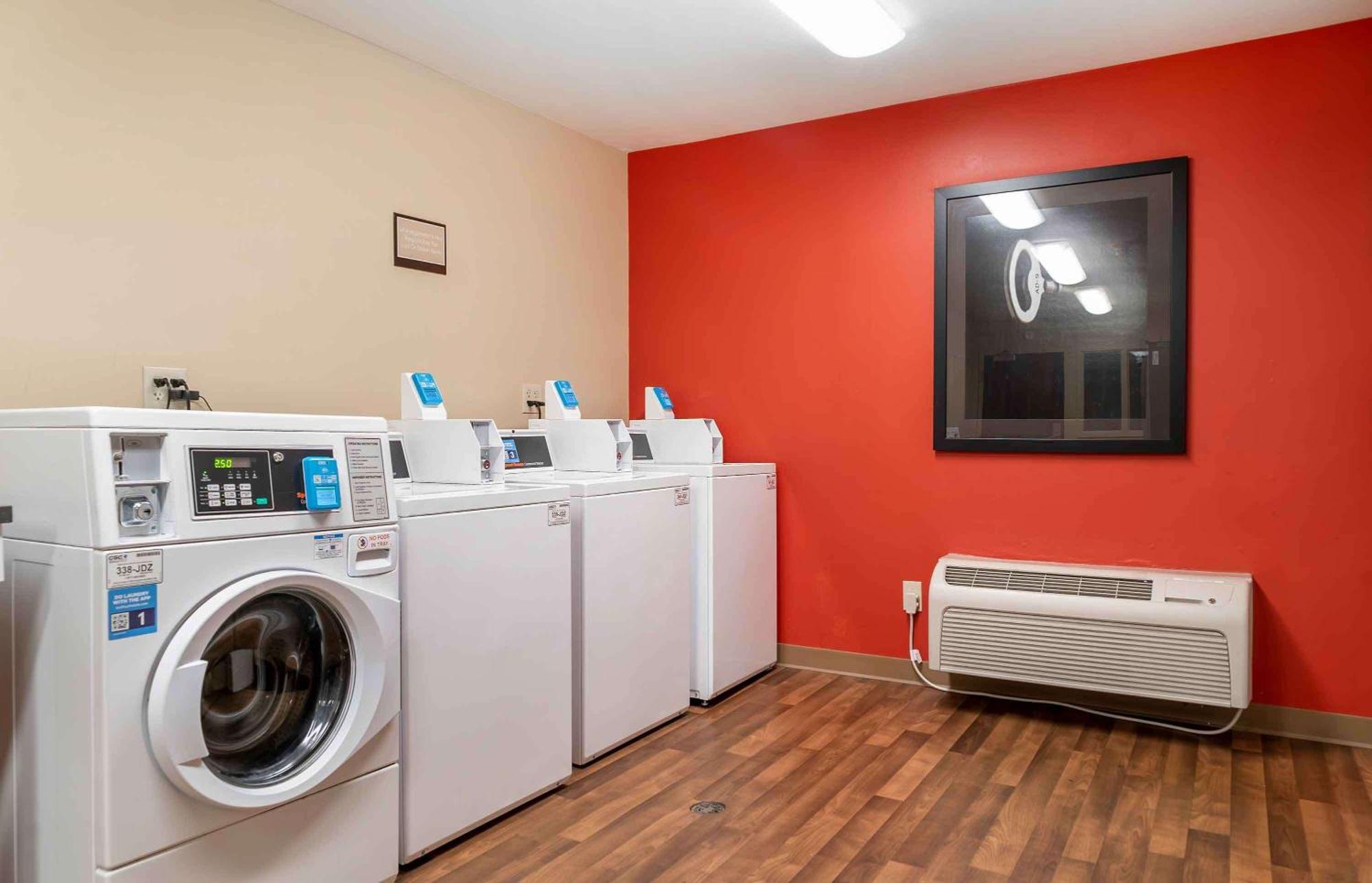 Extended Stay America Select Suites - Detroit - Стерлинг-Хайтс Экстерьер фото