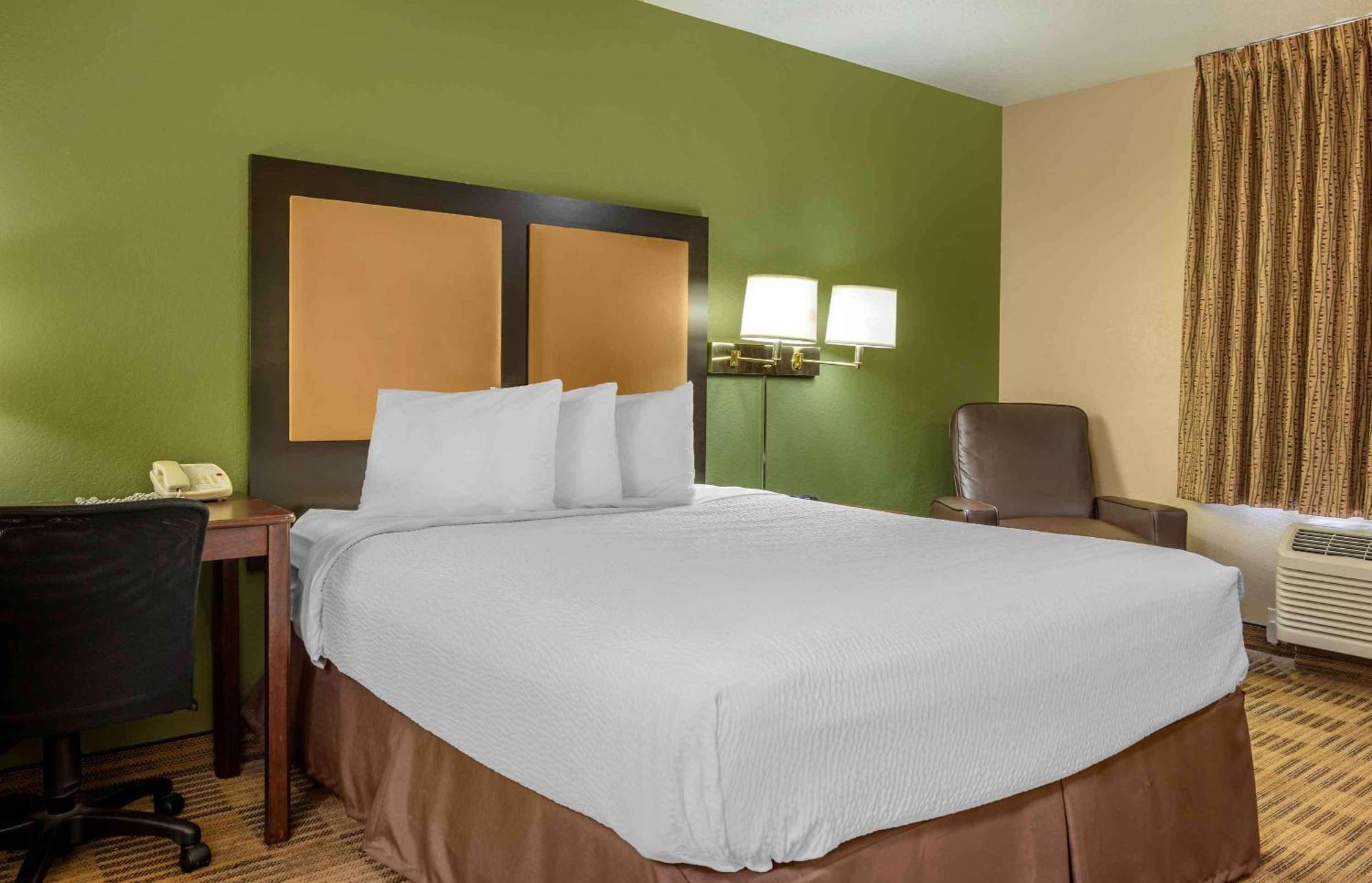 Extended Stay America Select Suites - Detroit - Стерлинг-Хайтс Экстерьер фото